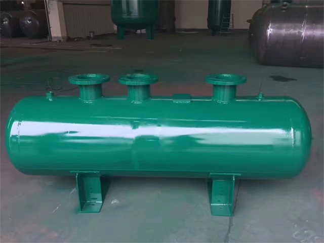 六枝特六枝特六枝特蒸汽分气缸1.jpeg